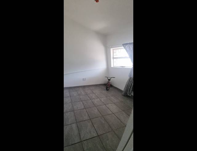 3 BEDROOM FLAT SOLD IN HAVENSIDE